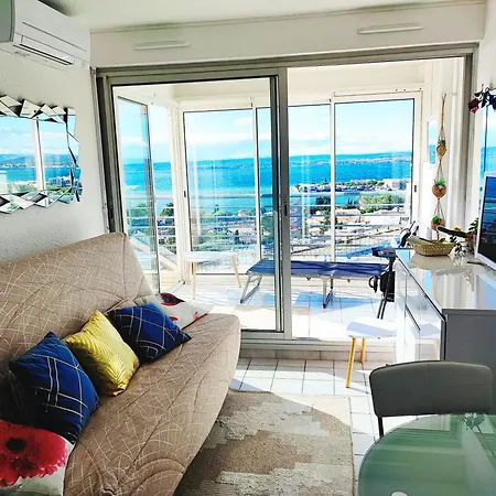 T2 Terrasse Vue Panoramique, Piscine, Parking, Wifi, 2 Tv Connectees, Netflix, Clim, Ascenseur, Barbecue Apartment Sete Exterior photo